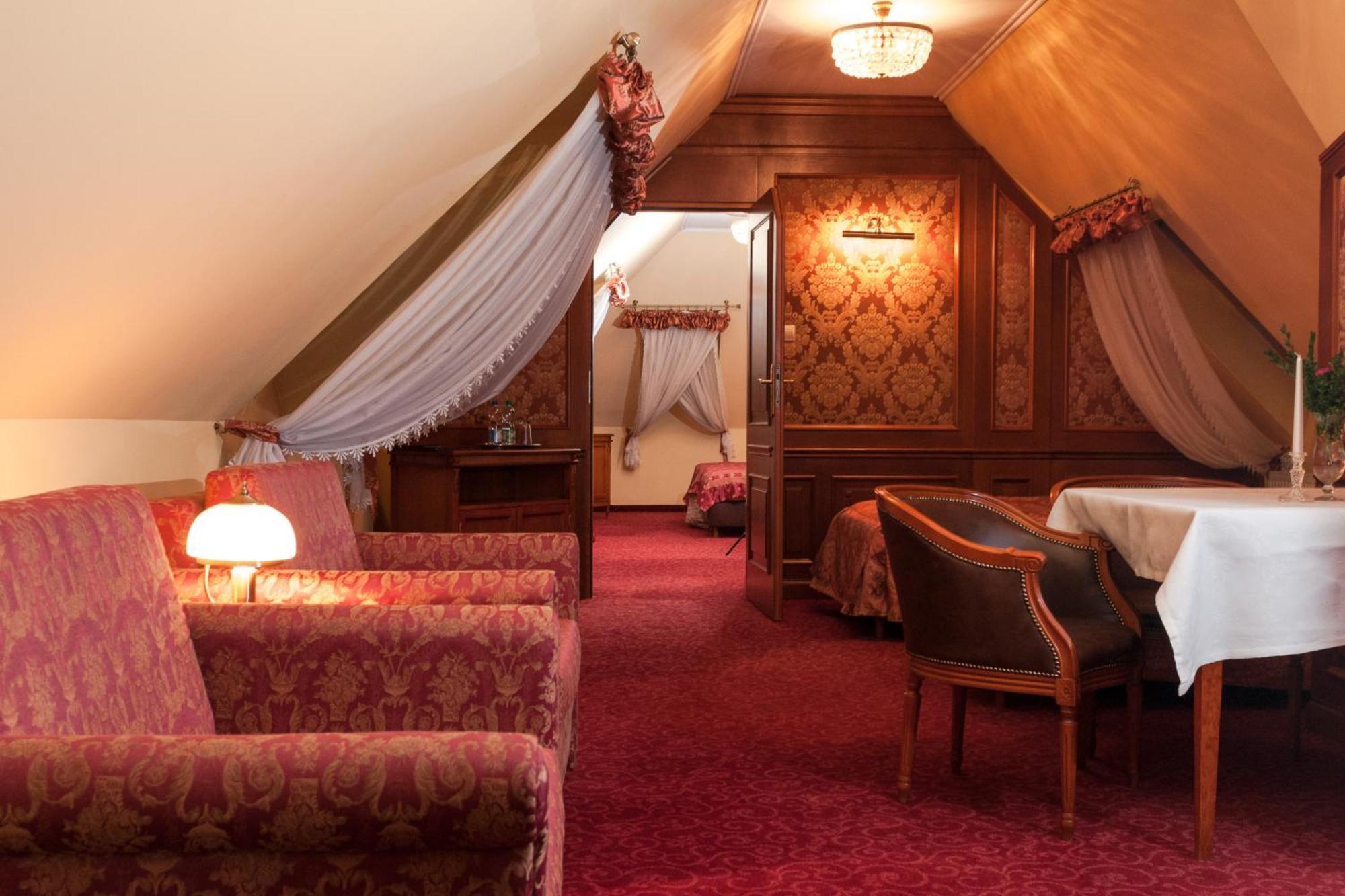 Hotel Korona Sandomierz Buitenkant foto