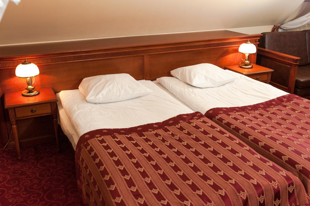 Hotel Korona Sandomierz Buitenkant foto