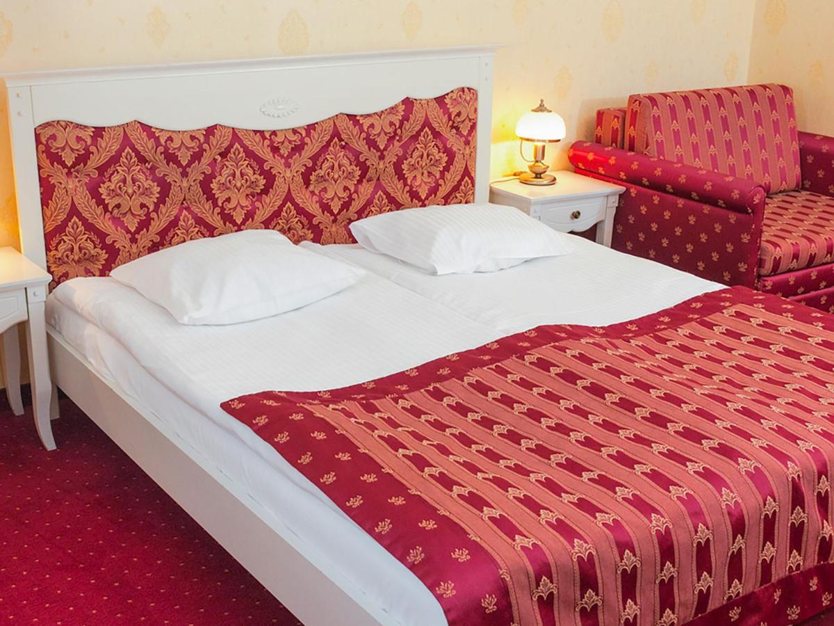 Hotel Korona Sandomierz Buitenkant foto