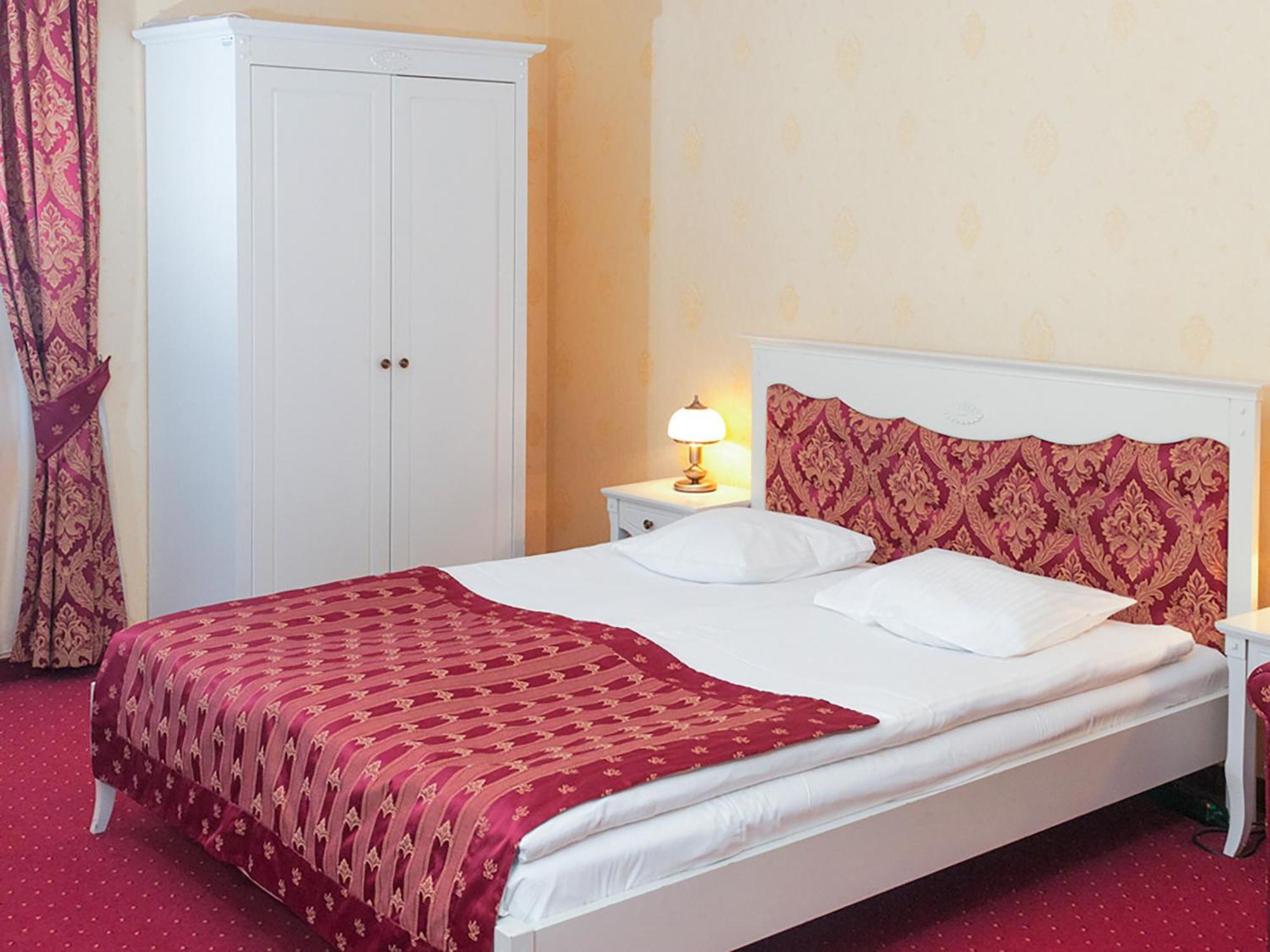 Hotel Korona Sandomierz Buitenkant foto