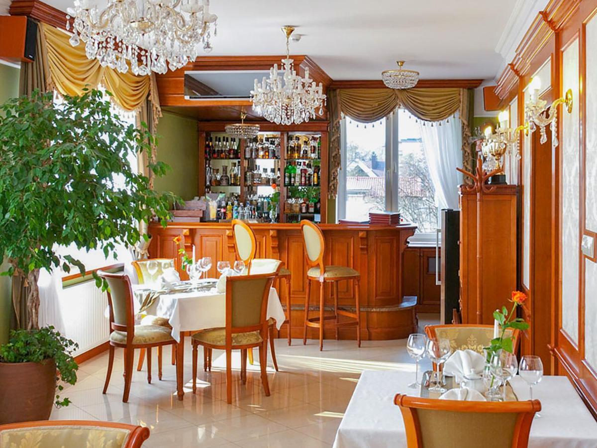 Hotel Korona Sandomierz Buitenkant foto