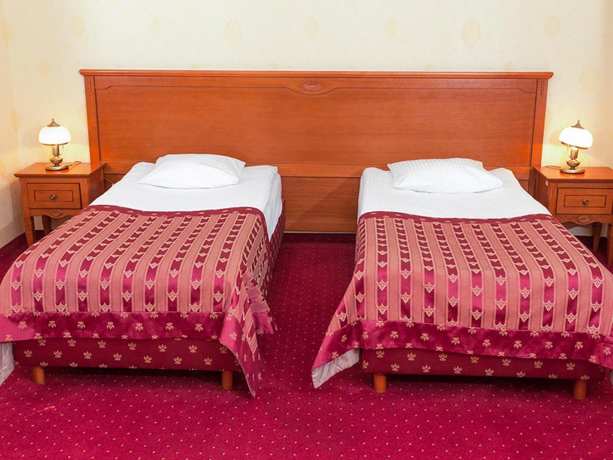 Hotel Korona Sandomierz Buitenkant foto