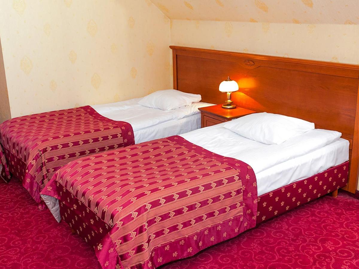 Hotel Korona Sandomierz Buitenkant foto