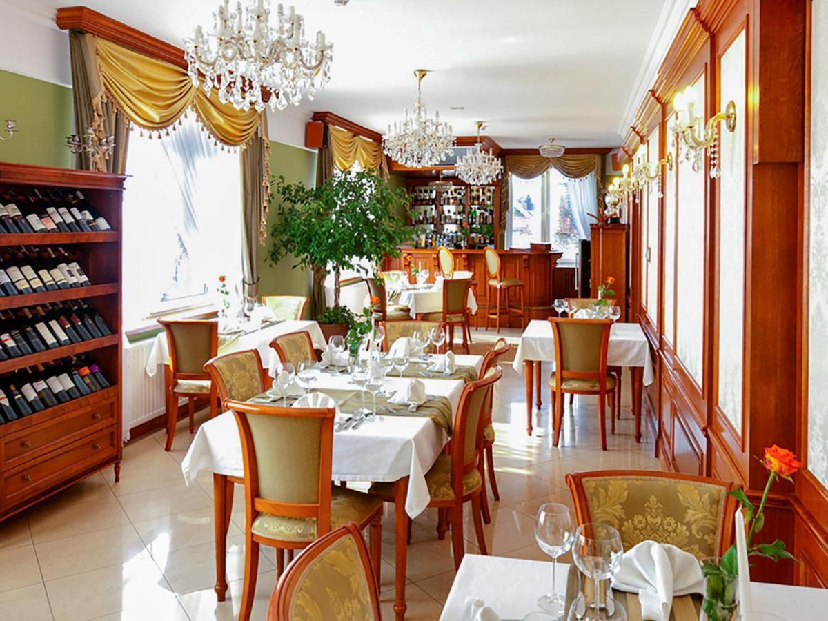 Hotel Korona Sandomierz Buitenkant foto