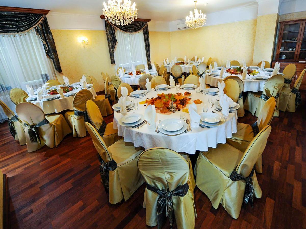 Hotel Korona Sandomierz Buitenkant foto